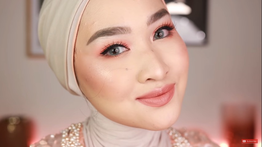 Makeup Tutorial Untuk Wisuda Online