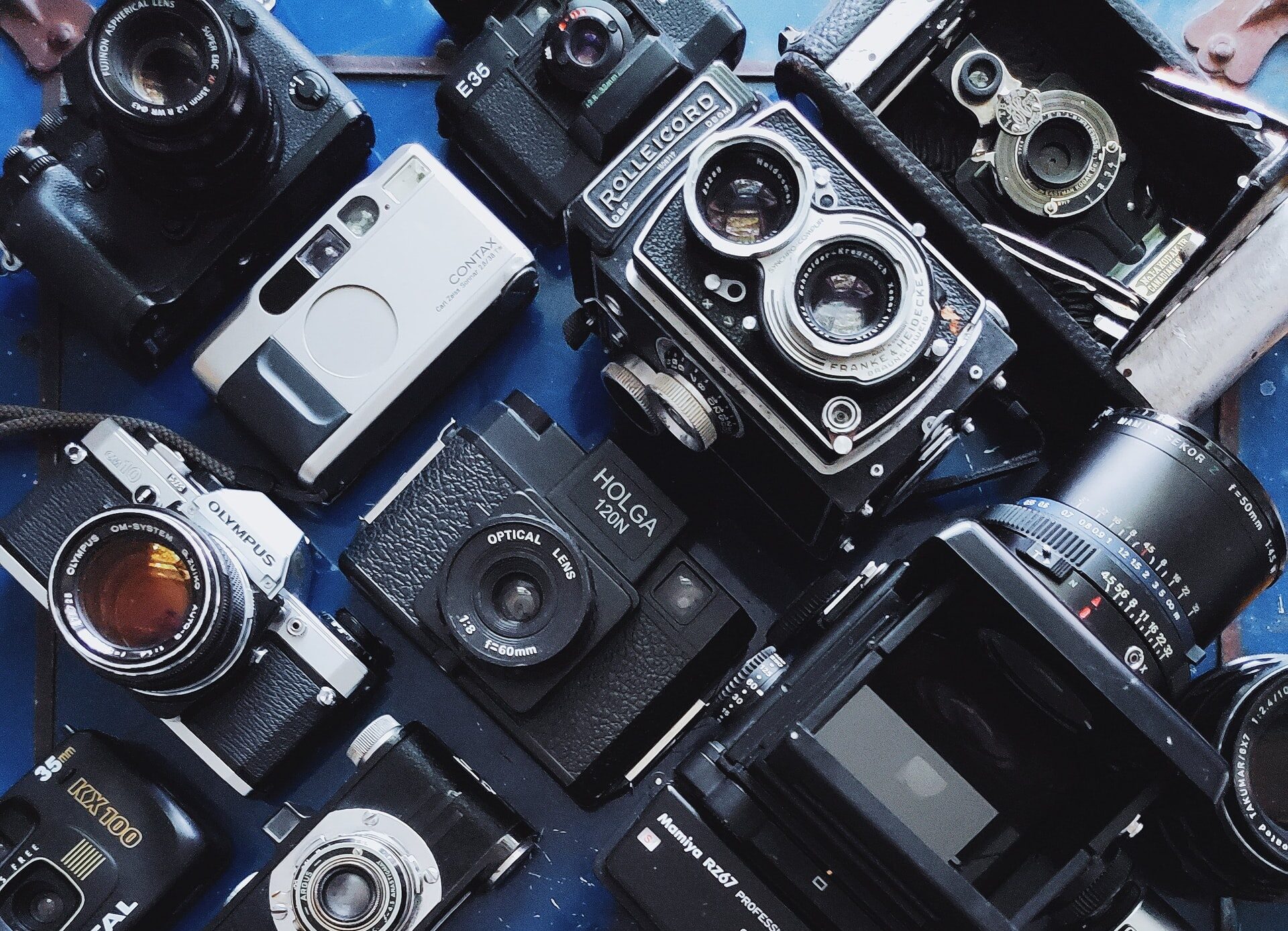 Berbagai Pilihan Jenis Kamera untuk Fotografi - Scarf Media