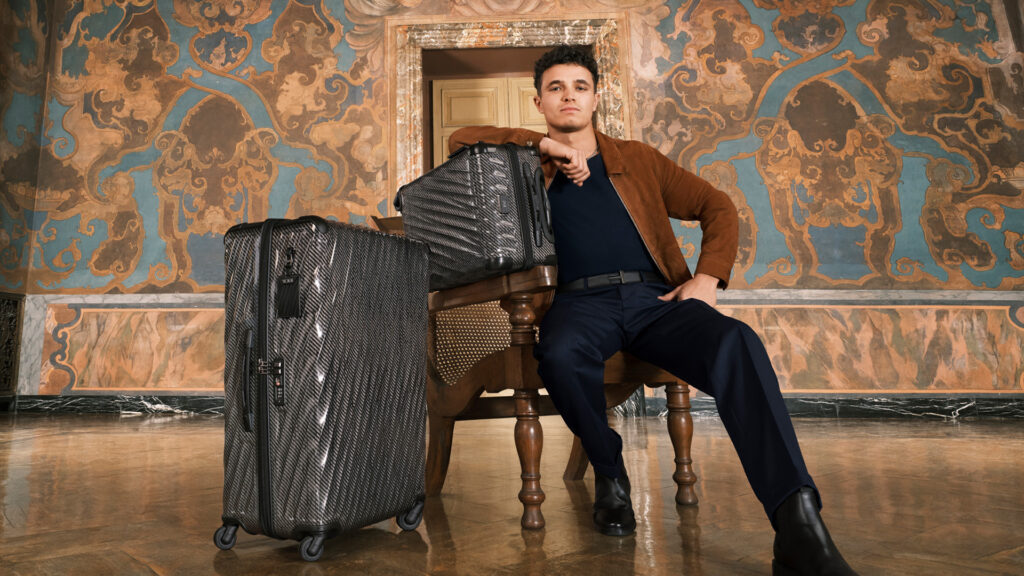 TUMI SS25