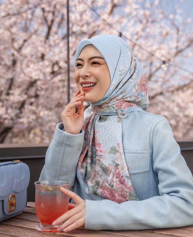 buttonscarves
